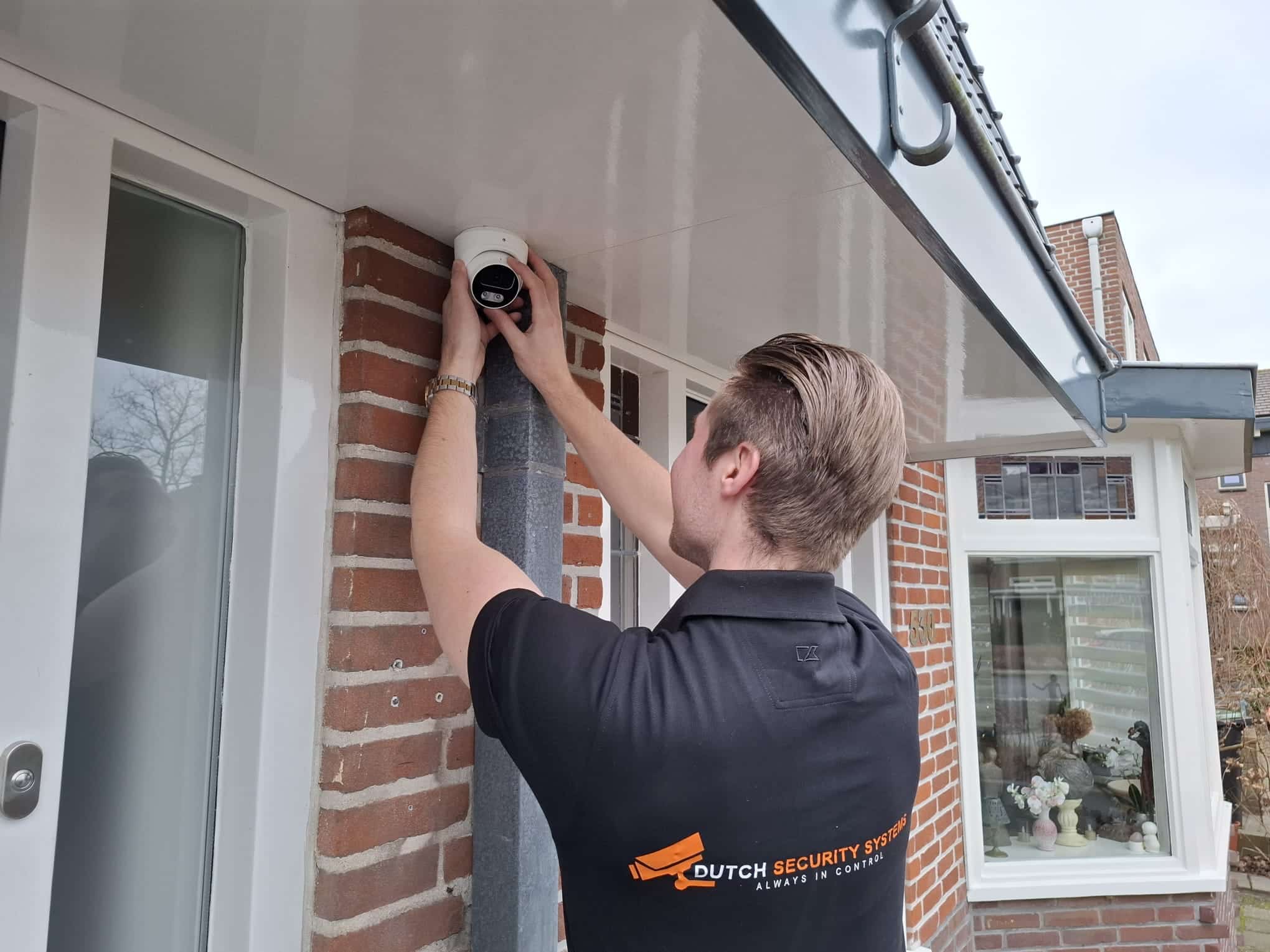 Vakkundige montage van camera's in de horeca