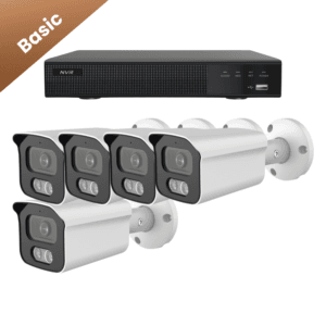 Vijf witte Sony Bullet Basic 2K camera’s voor een uitgebreide bewaking.