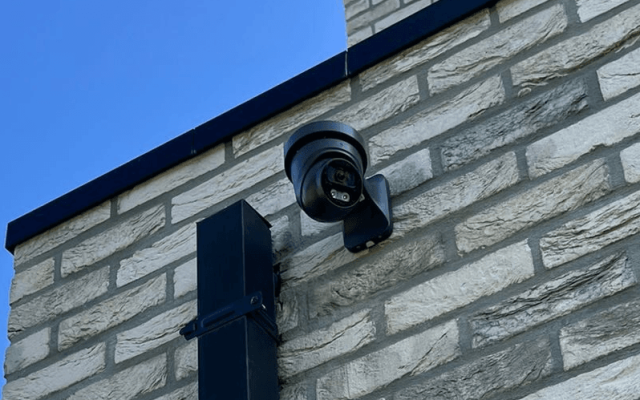 Dome-Camera-Zwart-Installatie-e1770466133379